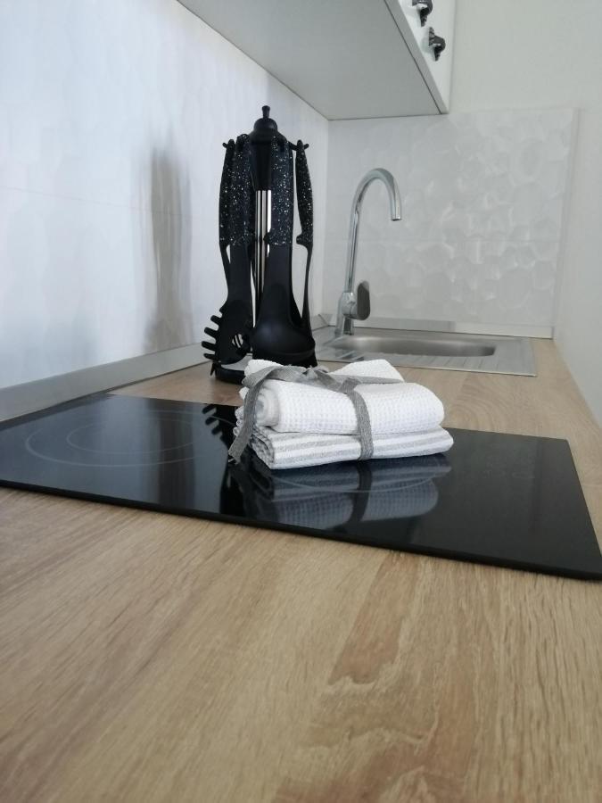 Studio Apartment Lanterna Zadar Bagian luar foto
